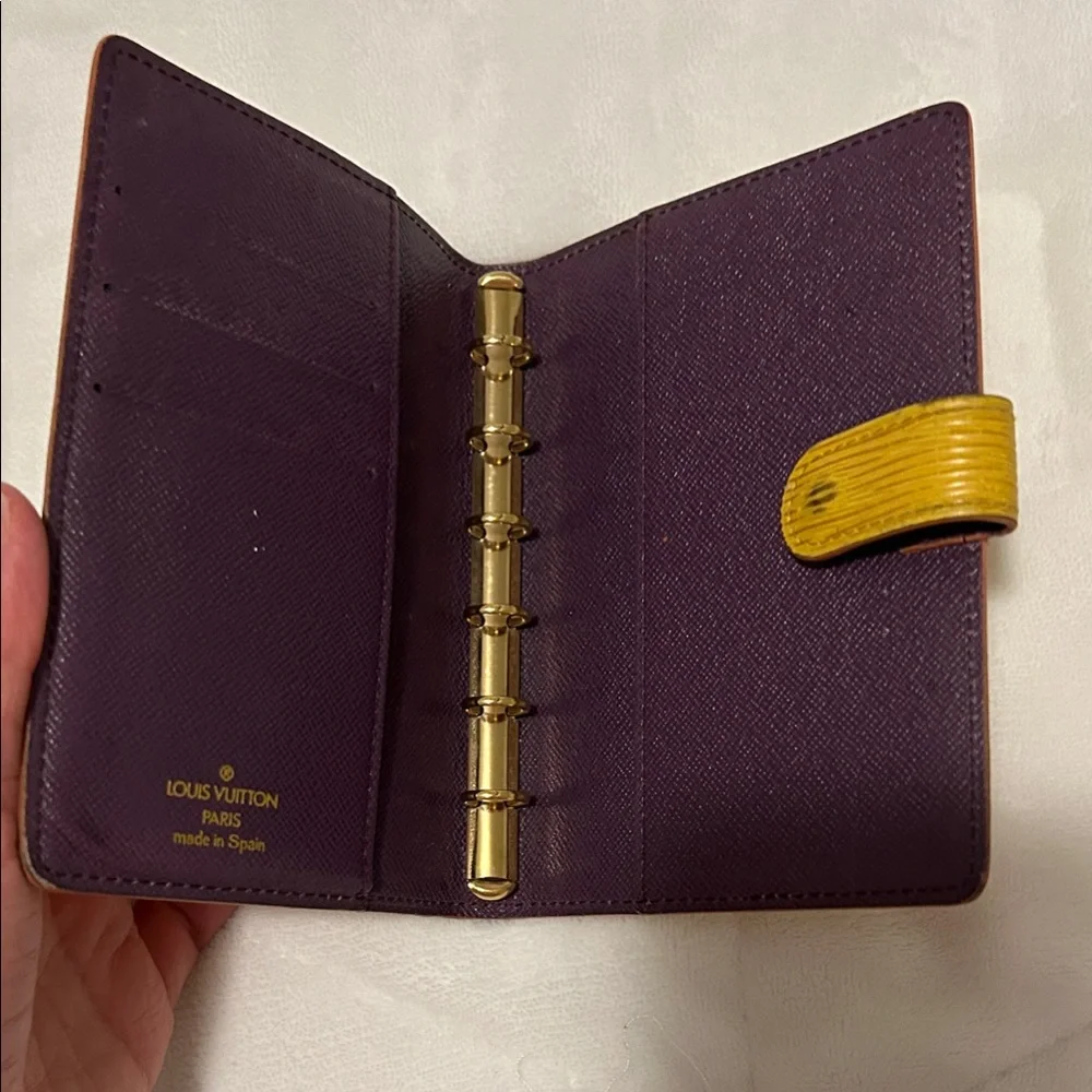 Louis Vuitton Epi Leather Small Ring Agenda Cover